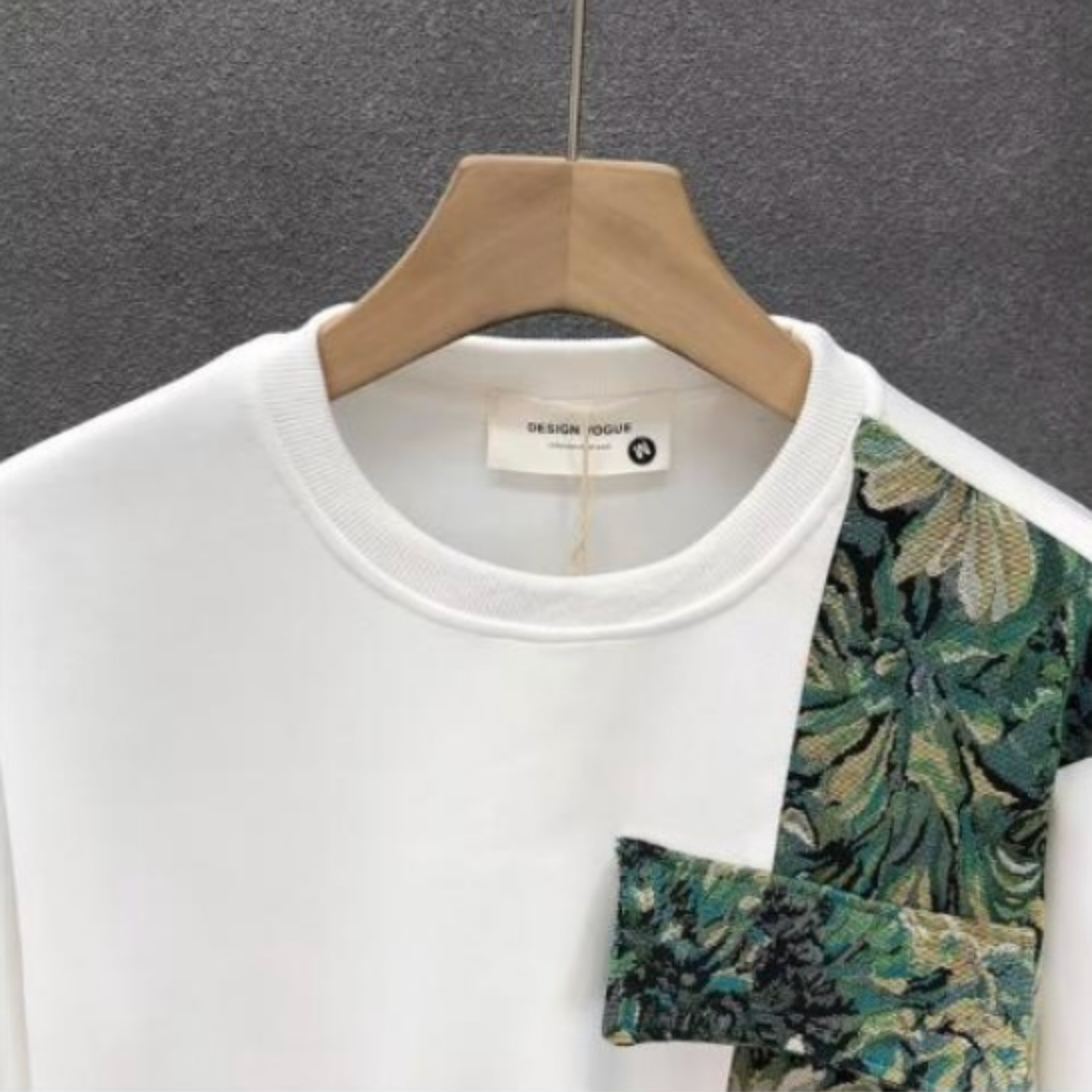 Side Botanical Loose Pullover