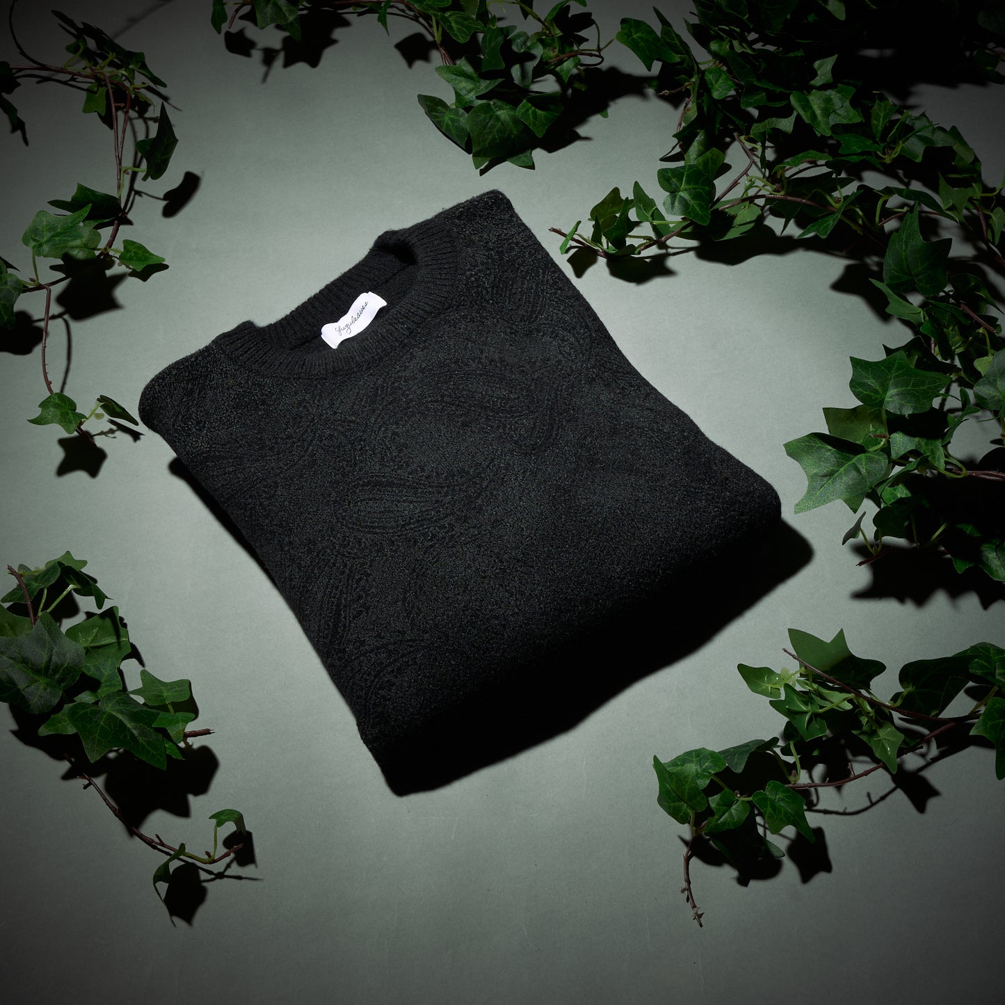 Paisley pullover