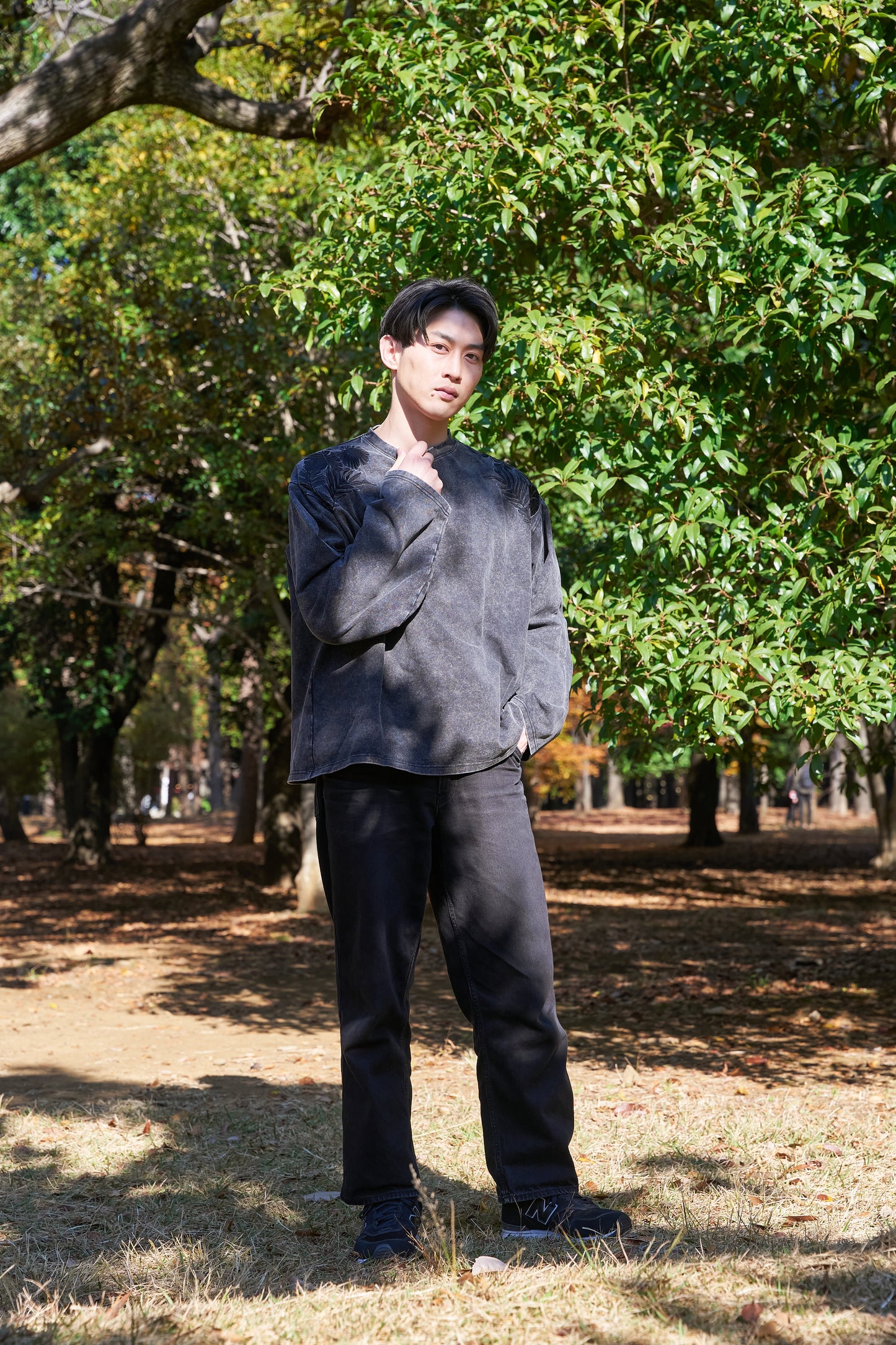 Forest timeless Embroidery Long Sleeve 自然好きにおすすめな植物刺繍ロングスリーブ