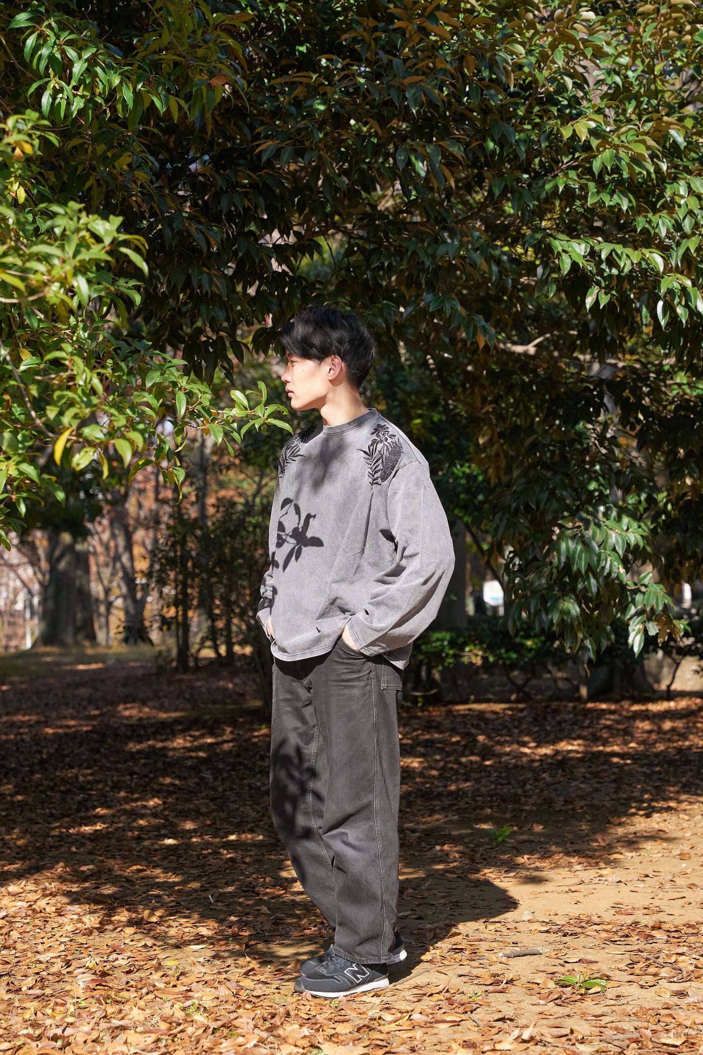 Forest timeless Embroidery Long Sleeve 自然好きにおすすめな植物刺繍ロングスリーブ