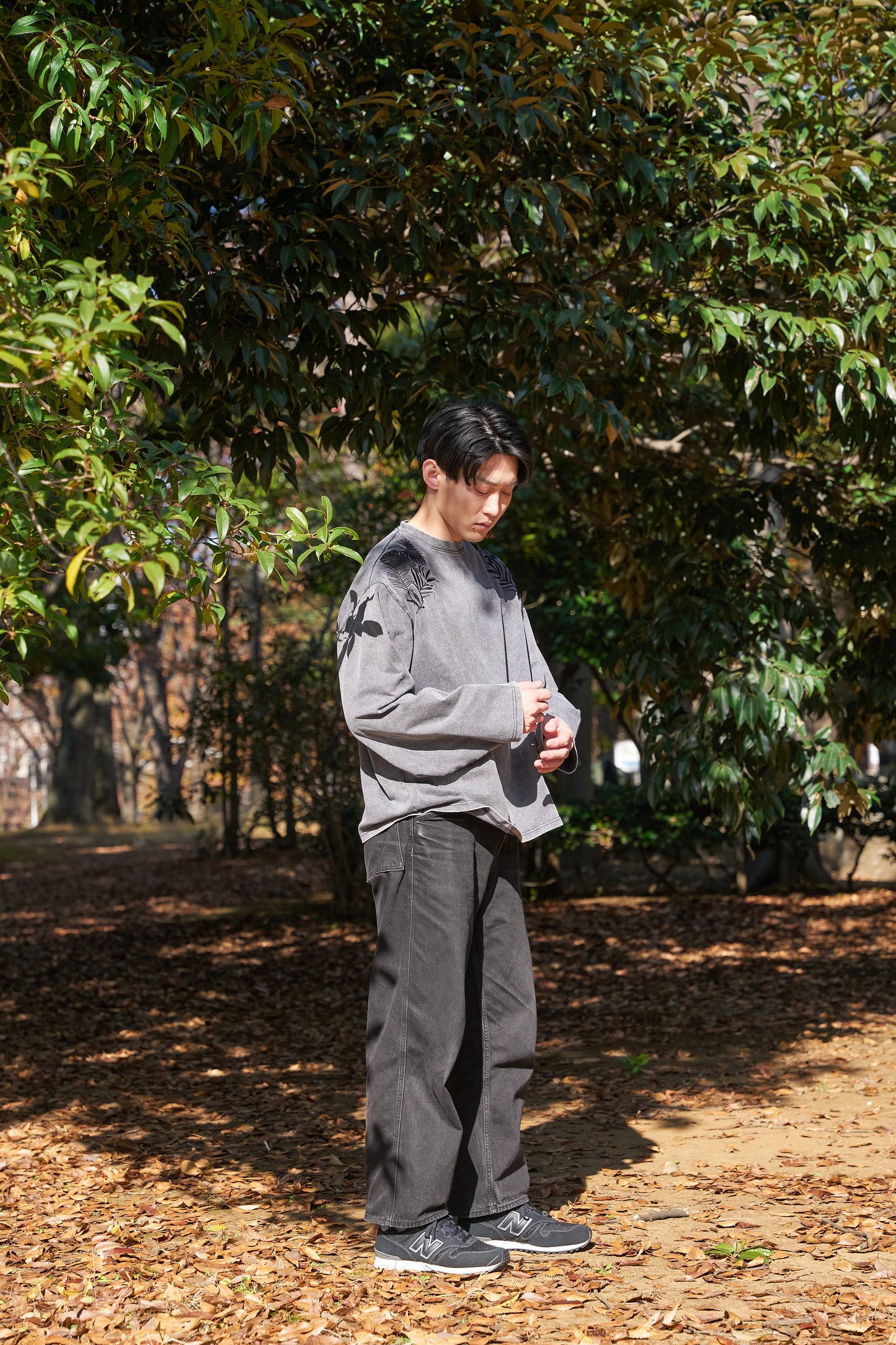 Forest timeless Embroidery Long Sleeve 自然好きにおすすめな植物刺繍ロングスリーブ