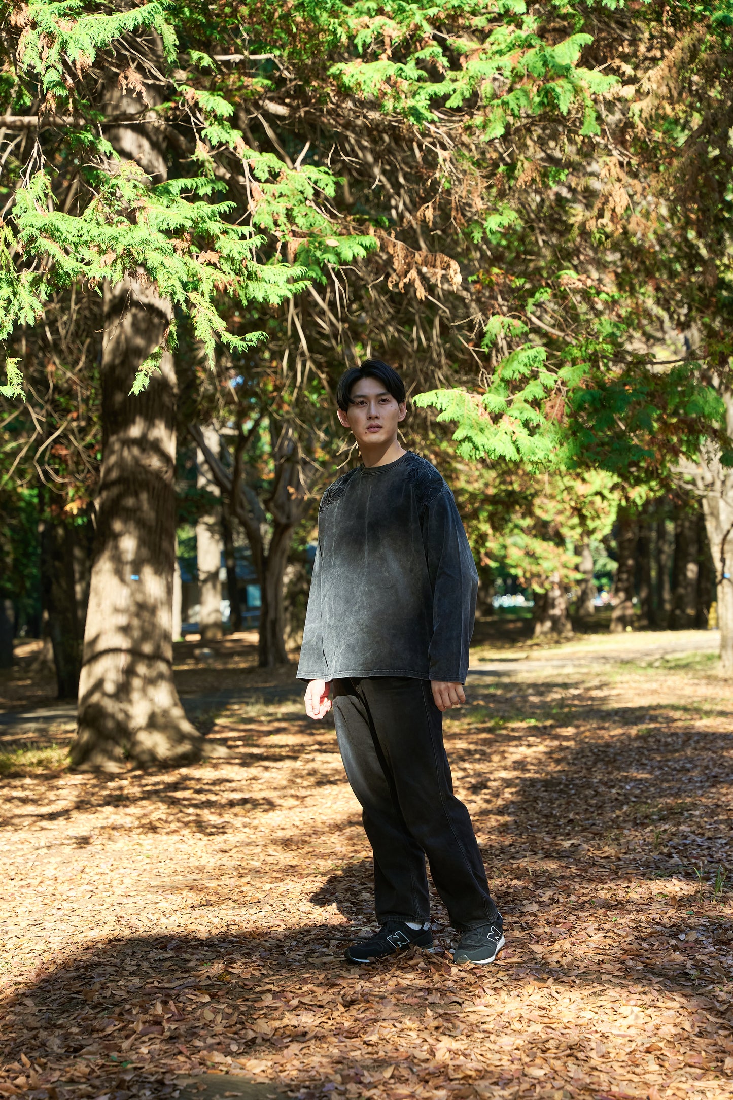 Forest timeless Embroidery Long Sleeve 自然好きにおすすめな植物刺繍ロングスリーブ